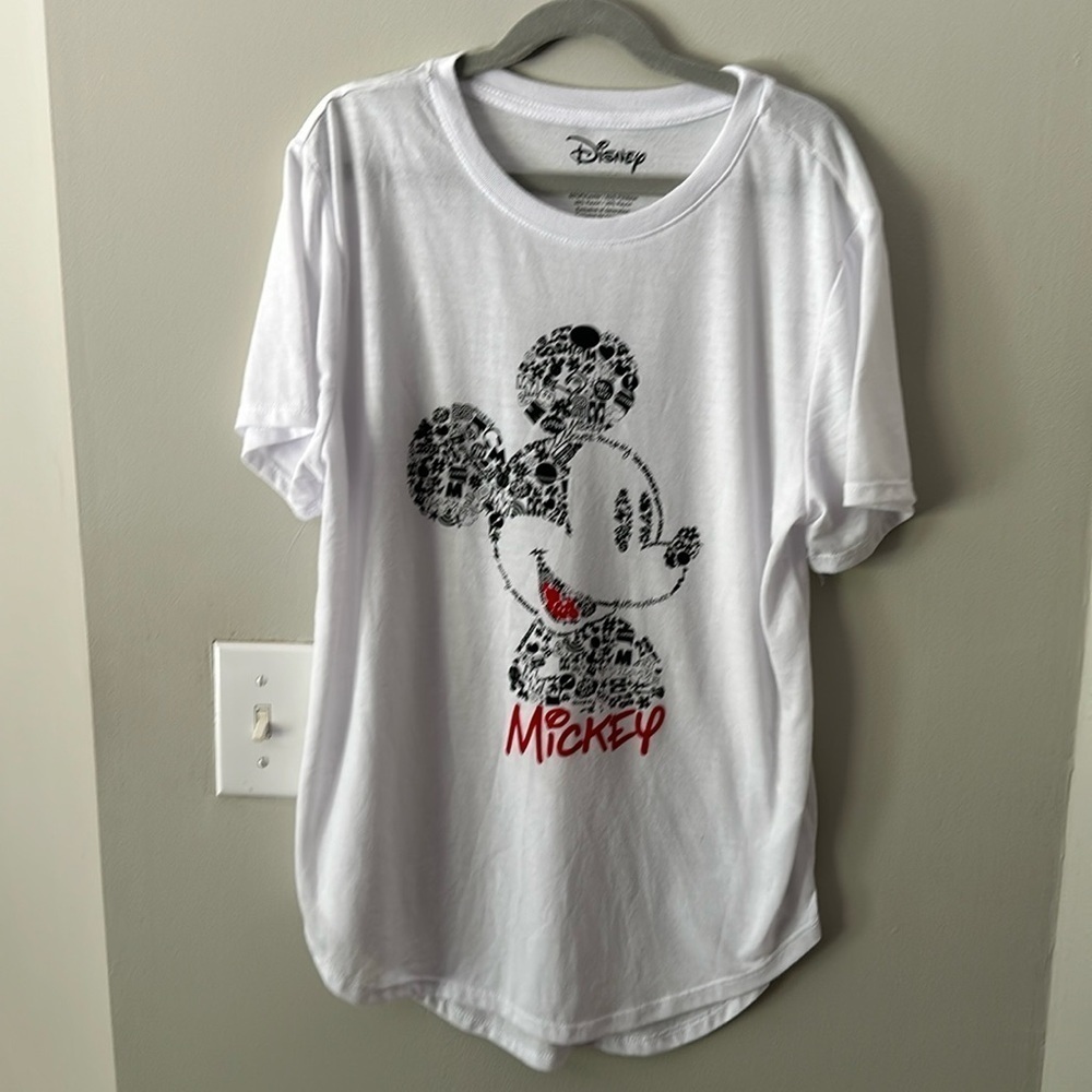 Nicky Mouse T-shirt Medium women’s or Kids Large new no signs of wear laundered